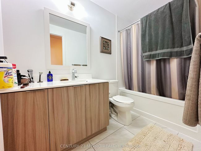3104 - 56 Annie Craig Dr, Condo with 2 bedrooms, 1 bathrooms and null parking in Etobicoke ON | Image 16