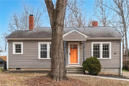 1519 Victory St, Greensboro, NC, 27407-3554 | Card Image