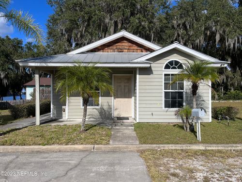 24-100 Ashton Cir, Welaka, FL, 32193-2003 | Card Image