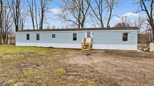 68544 County Road 372, Hartford, MI, 49057-9741 | Card Image
