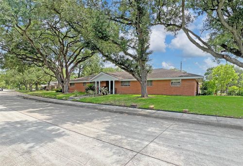 3641 Deal St, Houston, TX, 77025-3606 | Card Image