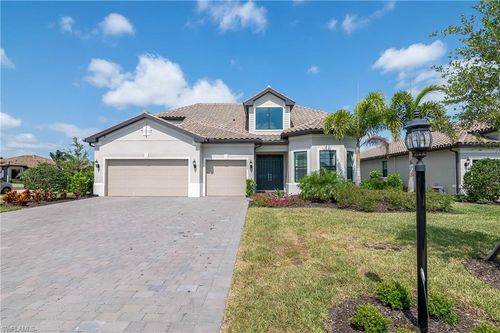 17551 Elkgrove Ln, Estero, FL, 33928-6482 | Card Image