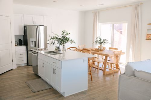 1448 S Staircase Way, Washington, UT, 84780-8647 | Card Image