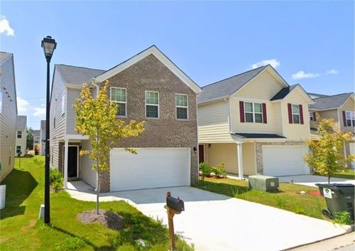 7585 Volion Pkwy, Fairburn, GA, 30213-3230 | Card Image