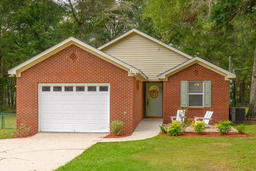 8 Birch Ct, Crawfordville, FL, 32327-2013 | Card Image