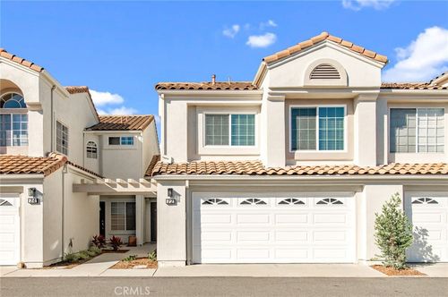 72 Almador, Irvine, CA, 92614-8402 | Card Image