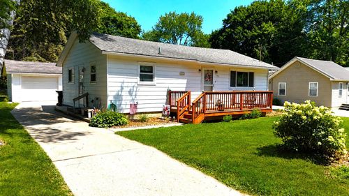 123 Muriel St, Hastings, MI, 49058-1263 | Card Image