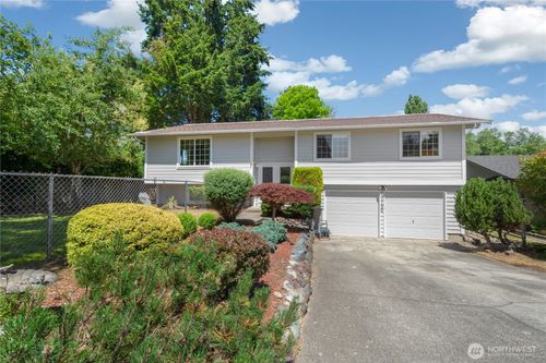11100 Ne 132nd Place, Kirkland, WA, 98034 | Card Image