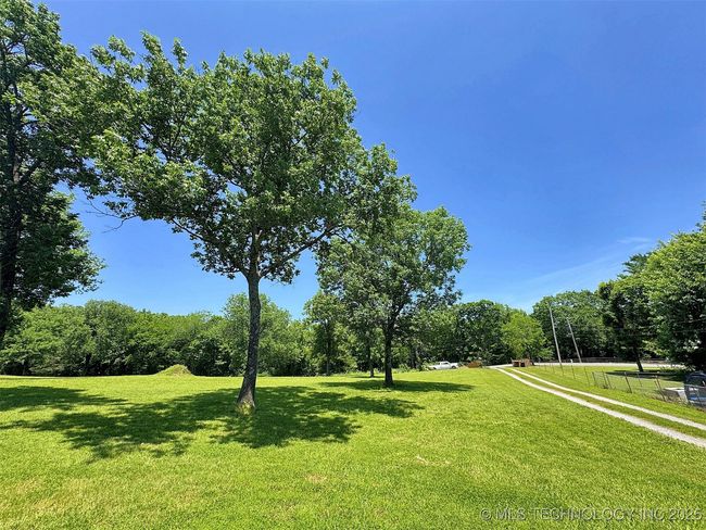 20413 Allen Rd, House other with 2 bedrooms, 2 bathrooms and null parking in Tahlequah OK | Image 4