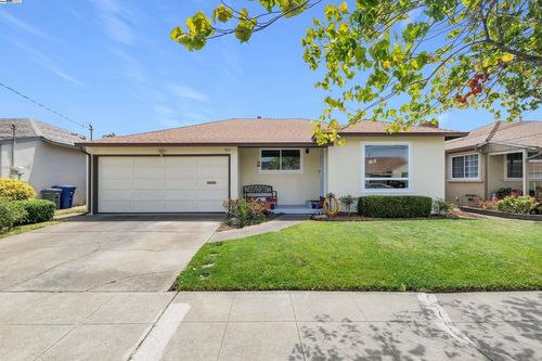 812 Chico Dr, San Leandro, CA, 94578-4024 | Card Image