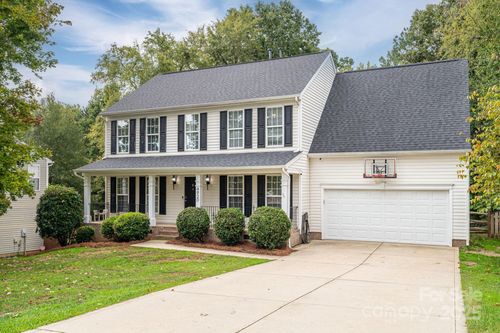 4920 Summerside Dr, Lake Wylie, SC, 29710-9154 | Card Image