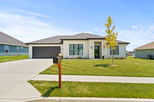 15325 General Dr, ASHLAND, MO, 65010-9486 | Card Image