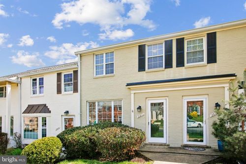 2311 N Dearing St, ALEXANDRIA, VA, 22302-1804 | Card Image