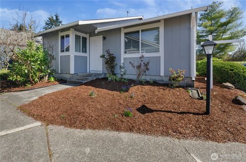 708 Salzburg Lane Se, Olympia, WA, 98513 | Card Image