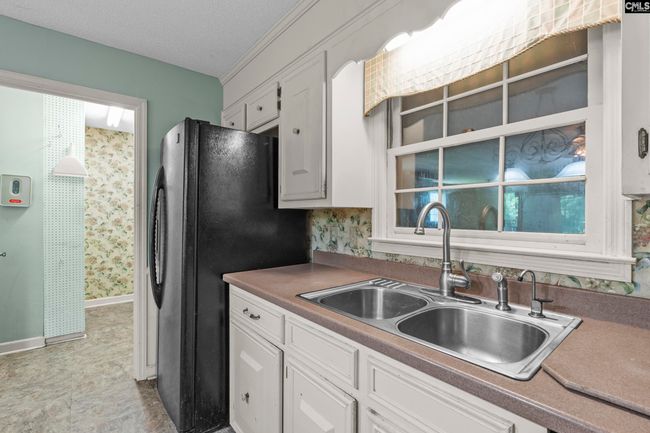 242 Arrow Shores Rd, House other with 4 bedrooms, 2 bathrooms and null parking in Chapin SC | Image 12