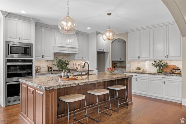 2209 E Viscaya Dr, House other with 5 bedrooms, 3 bathrooms and 6 parking in Draper UT | Image 13