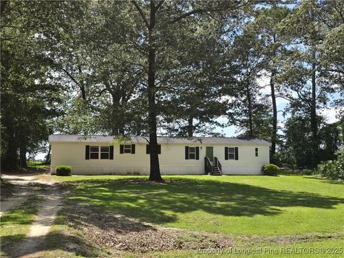 4225 Yarborough Rd, Hope Mills, NC, 28348-8923 | Card Image