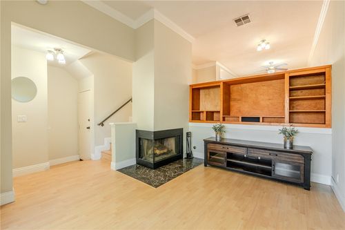 3-27666 Nugget Dr, Canyon Country, CA, 91387 | Card Image