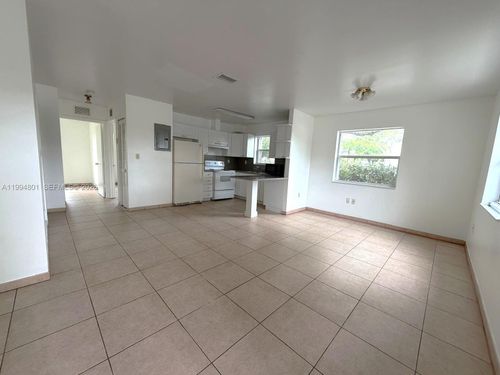 4-14140 Ne 2 Ct, Miami, FL, 33161 | Card Image