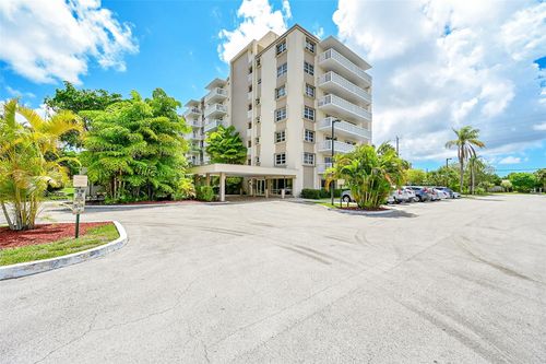 apt-503-1831 Ne 38th St, Oakland Park, FL, 33308-6252 | Card Image