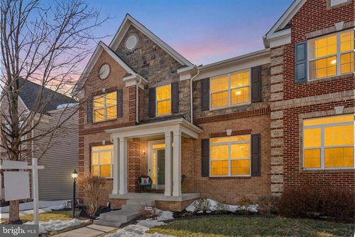 25243 Barley Grass Sq, ALDIE, VA, 20105-5681 | Card Image