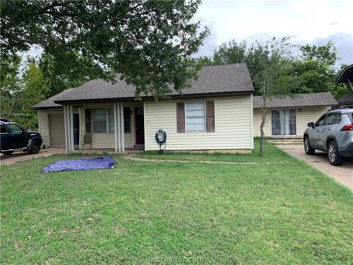 212 Inlow Blvd, Bryan, TX, 77801-3919 | Card Image