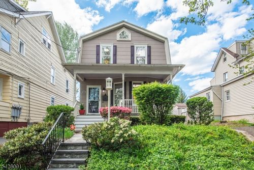 23 44th St, Maplewood, NJ, 07040-3017 | Card Image