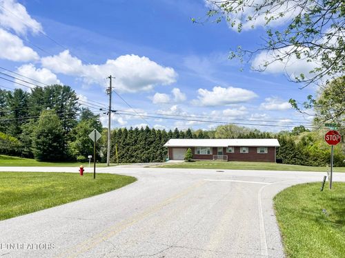 164 Sunset Dr, Crossville, TN, 38555-5154 | Card Image