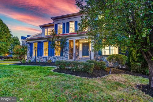 19111 Chartier Dr, LEESBURG, VA, 20176-1271 | Card Image