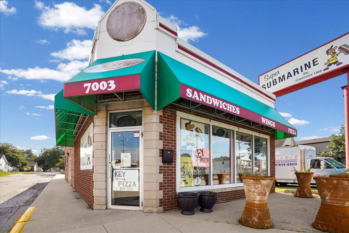 7003 Kennedy Ave, Hammond, IN 46323