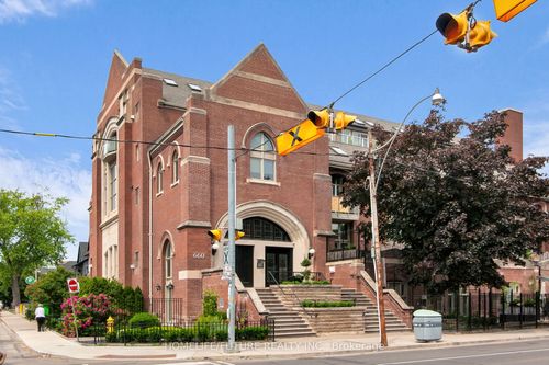 102-660 Pape Ave, Toronto, ON, M4K3S5 | Card Image
