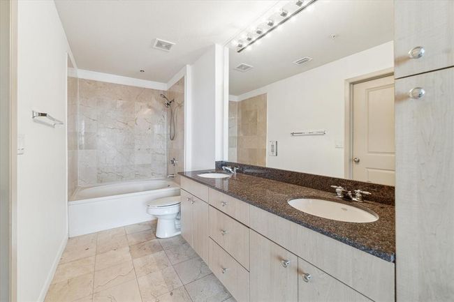UNIT-2810 - 3505 Sage Rd, Condo with 2 bedrooms, 2 bathrooms and null parking in Houston TX | Image 15