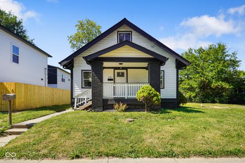 218 Walcott St, Indianapolis, IN, 46201-4065 | Card Image
