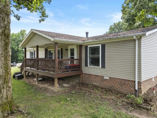 1126 Cedar Creek Rd, Vanleer, TN, 37181-5103 | Card Image