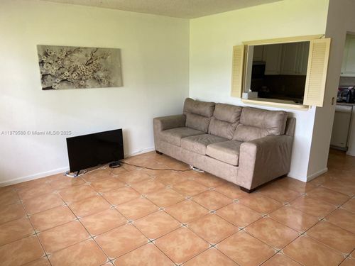 8-8 Fanshaw A, Boca Raton, FL, 33434-3028 | Card Image