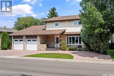 619 Kingsmere Blvd, House other with 4 bedrooms, 3 bathrooms and null parking in Saskatoon SK | Image 1