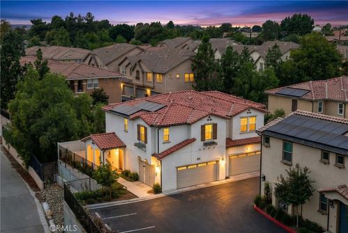 unit-b-1740 Heywood St, Simi Valley, CA, 93065-6542 | Card Image