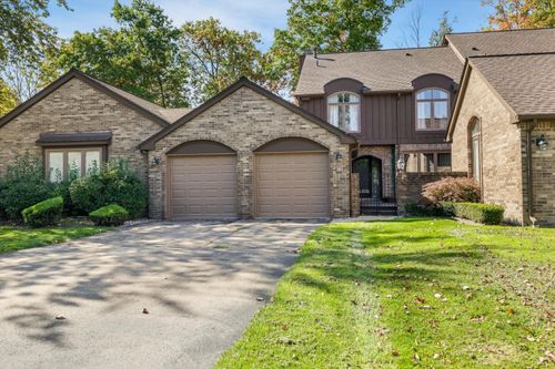 30915 Timberbrook Ln, Bingham Farms, MI, 48025-4668 | Card Image