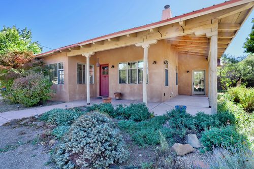 1852 Griegos Rd Nw, Albuquerque, NM, 87107-2835 | Card Image