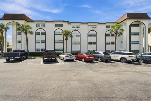 a22-2525 W Bay Dr, BELLEAIR BLUFFS, FL, 33770-1986 | Card Image