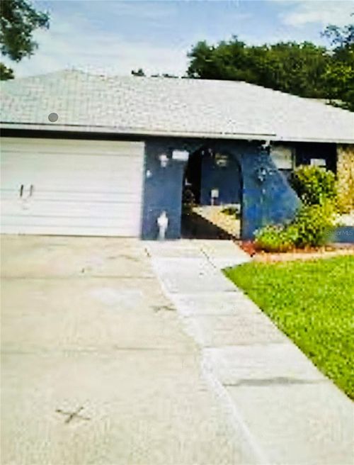 9027 Bonnet Way, Weeki Wachee, FL, 34613-5132 | Card Image