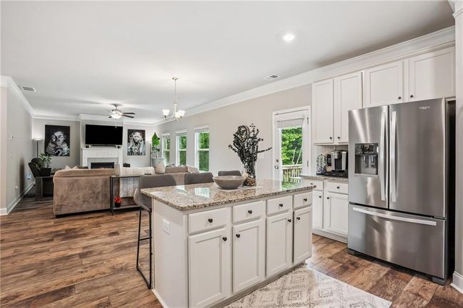 5662 Valley Loop, House other with 4 bedrooms, 3 bathrooms and null parking in Fairburn GA | Image 15