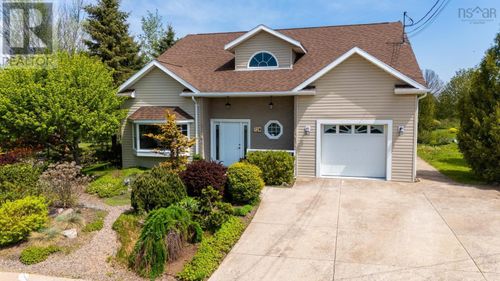 72 Chambers Close, Wolfville, NS, B4P2S8 | Card Image