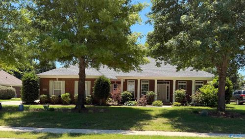 3015 Cobble Farms Dr Se, Owens Cross Roads, AL, 35763-7009 | Card Image