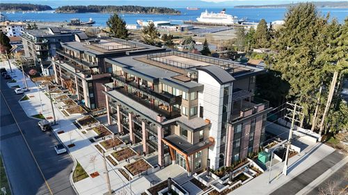 102-147 Haliburton St, Nanaimo, BC, V9R4V9 | Card Image