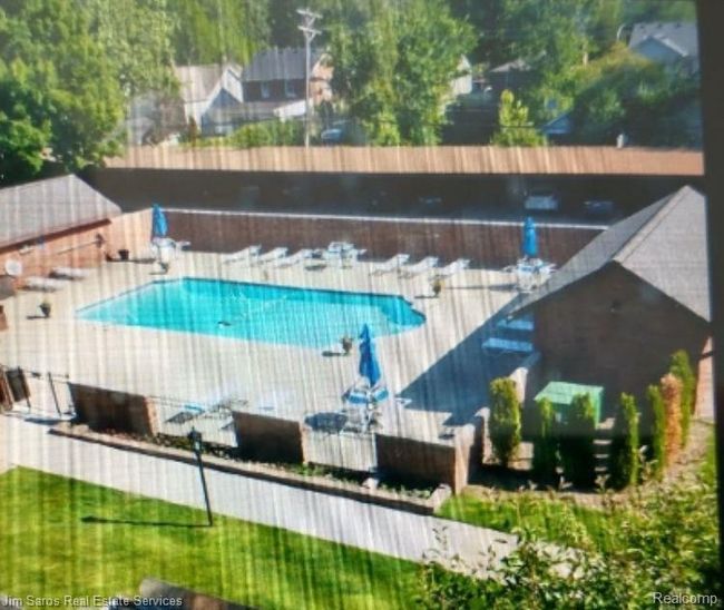 APT-10 - 1750 Vernier Rd, Condo with 2 bedrooms, 2 bathrooms and null parking in Grosse Pointe Woods MI | Image 16