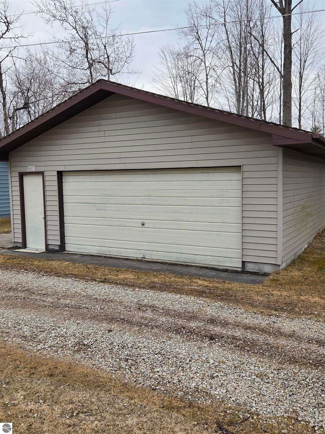 8458 Grace St, House other with 2 bedrooms, 1 bathrooms and null parking in Hale MI | Image 36