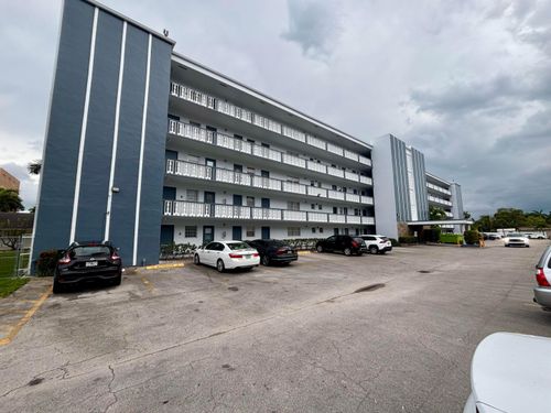 501-232 Ne 12th Avenue, Hallandale Beach, FL, 33009 | Card Image