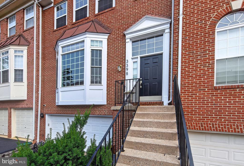 Residential in ALEXANDRIA 3