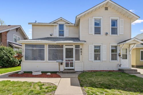 821 W 5th St, Winona, MN, 55987-5117 | Card Image